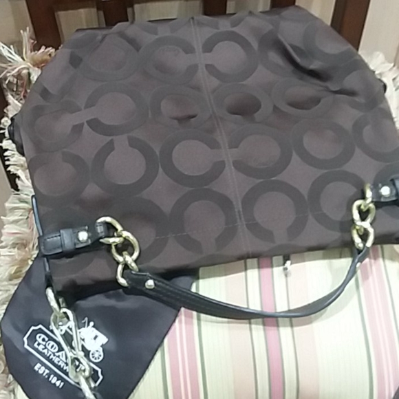 ❤️‍🔥BNWOT COACH Optic Satchel!! - Picture 5 of 12